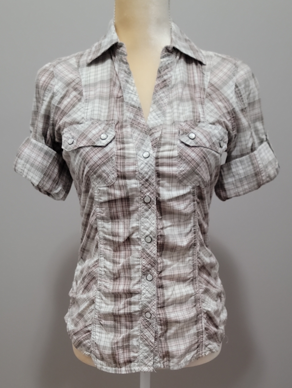 Vintage Y2K Maurices Pink Plaid Ruched Button Down Shirt Pearl Snap Flap Pocket